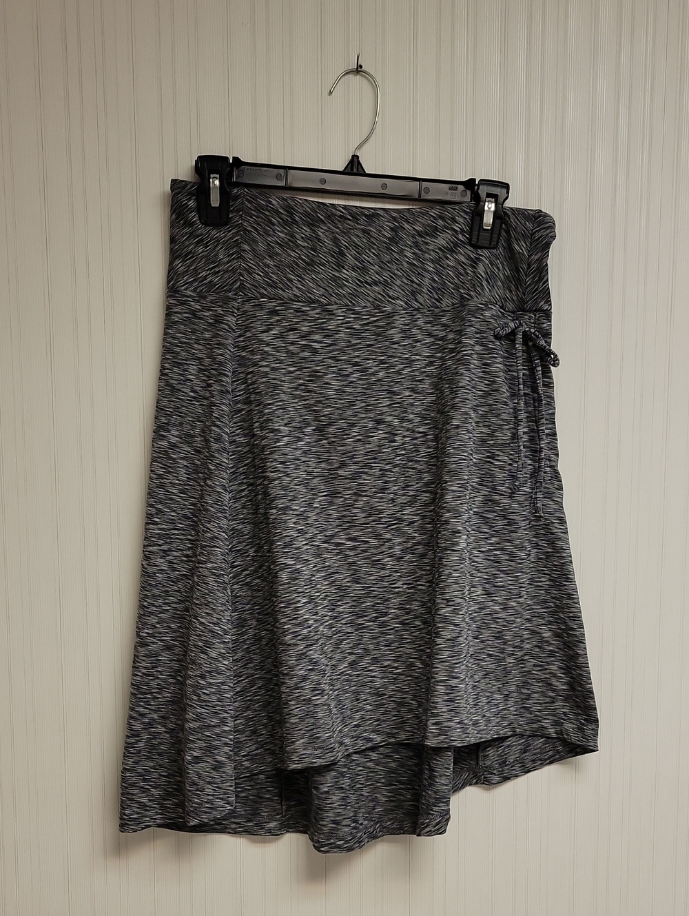 The North Face Heathered Gray High-Low Skirt Small Athleisure Outdoor Sporty